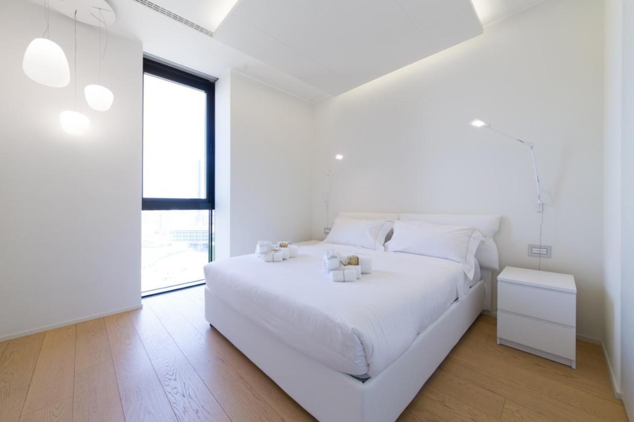 Stylish Elegant Suite In Torre Solaria With Exclusive Milan'S View Milão Exterior foto