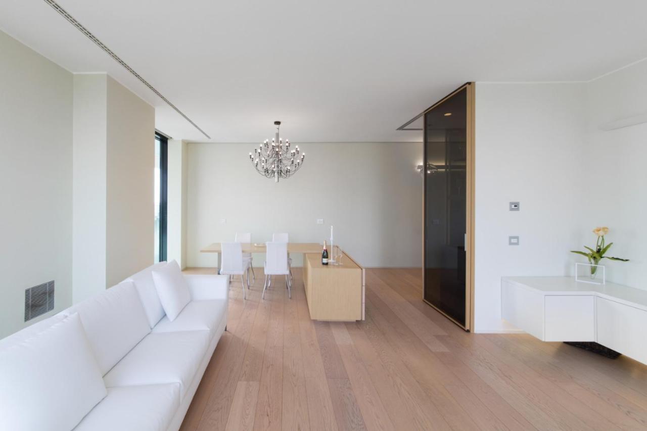 Stylish Elegant Suite In Torre Solaria With Exclusive Milan'S View Milão Exterior foto